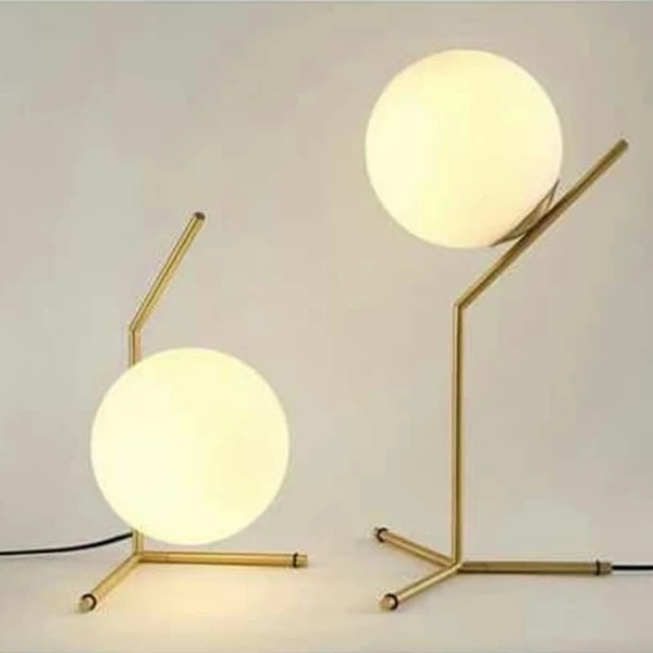 Lampu Meja  Dekoratif L-461/1L Fitting E27 